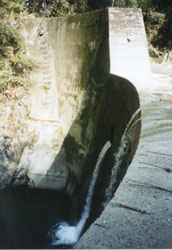 青崩えん堤