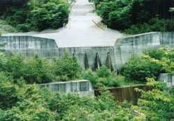 小菅沢中空ダム