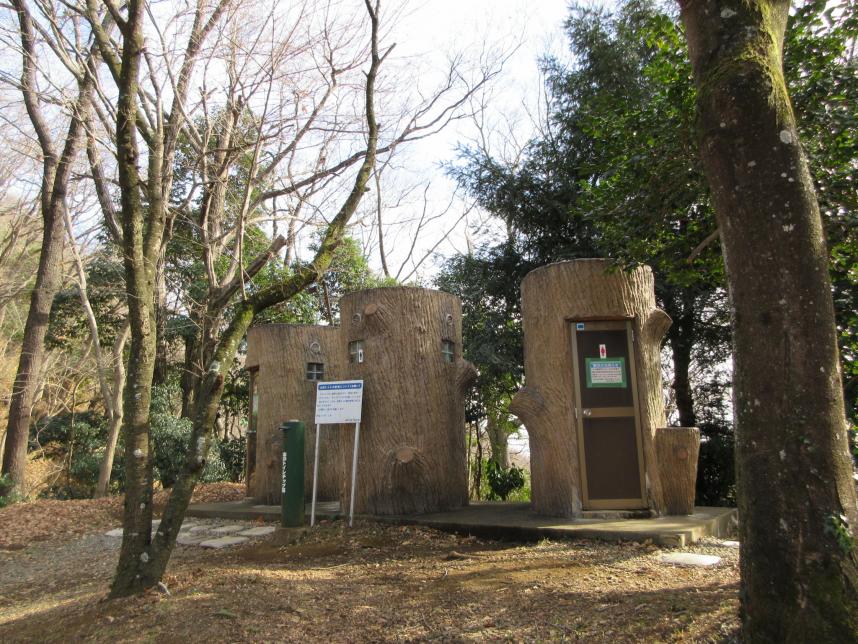 浅間山の入口トイレ