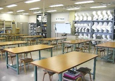 産業デザイン科実習場画像