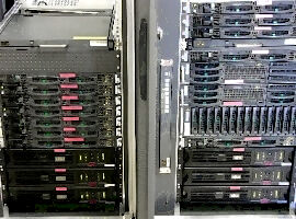 サーバー室画像