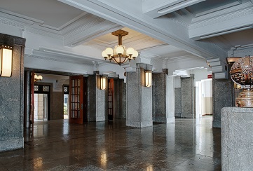 12Main entrance hall(Present)