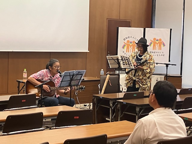 松浦夫婦演奏の様子