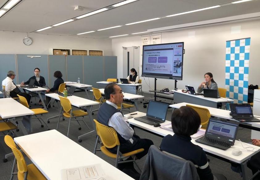 神奈川新聞社の研修(グループワーク)の様子の画像