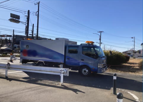 調査車両側面