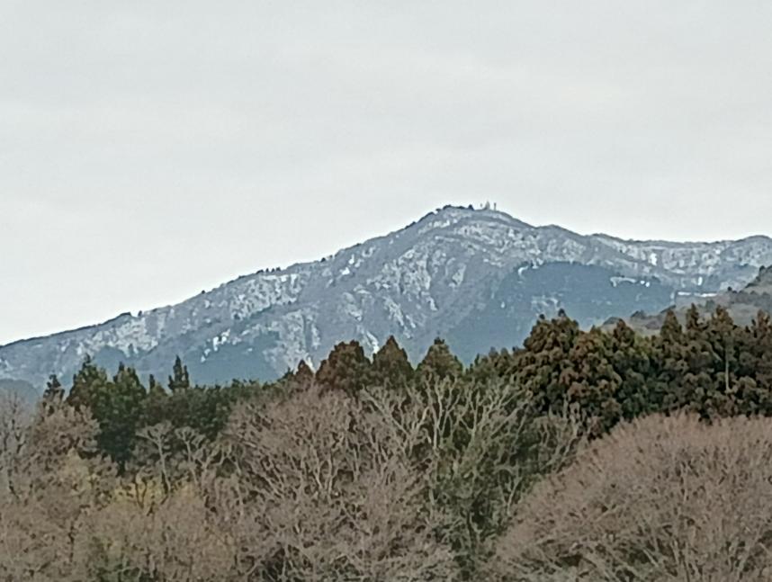 厚木市七沢から見た大山