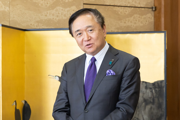 黒岩知事