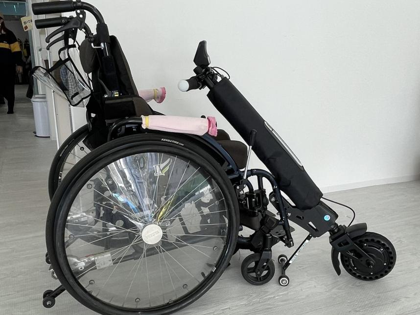 mijo（手動車いす用電動アシスト）