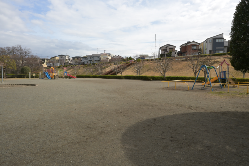 かにが沢公園の子ども広場