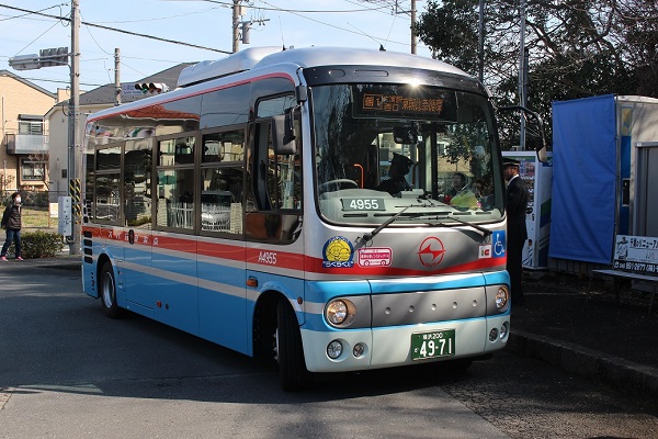 東朝比奈・六浦地区乗合バス(横浜市)