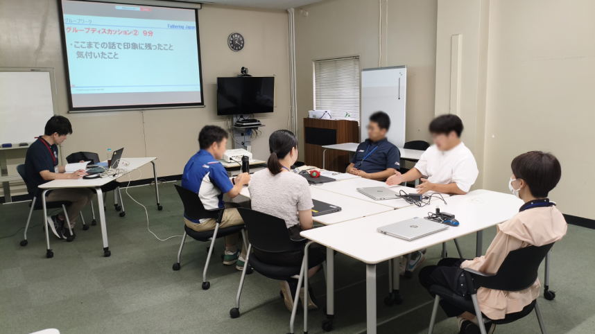 株式会社ミクニ小田原事業所の職場研修(ディスカッション)の様子