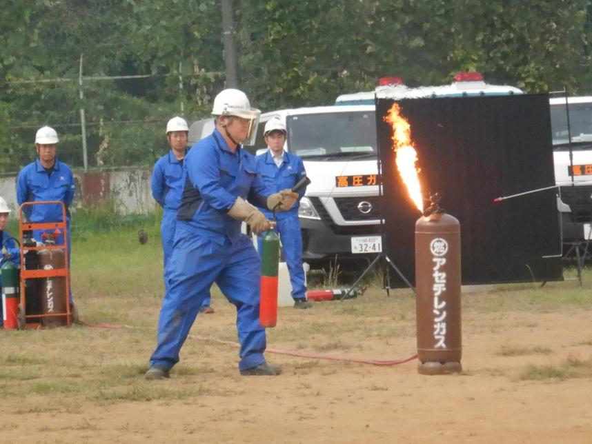 アセチレンガスの消火訓練