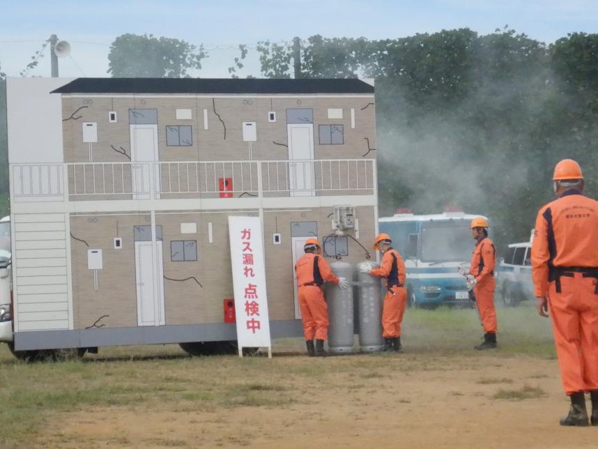 家庭用LPガスの復旧訓練