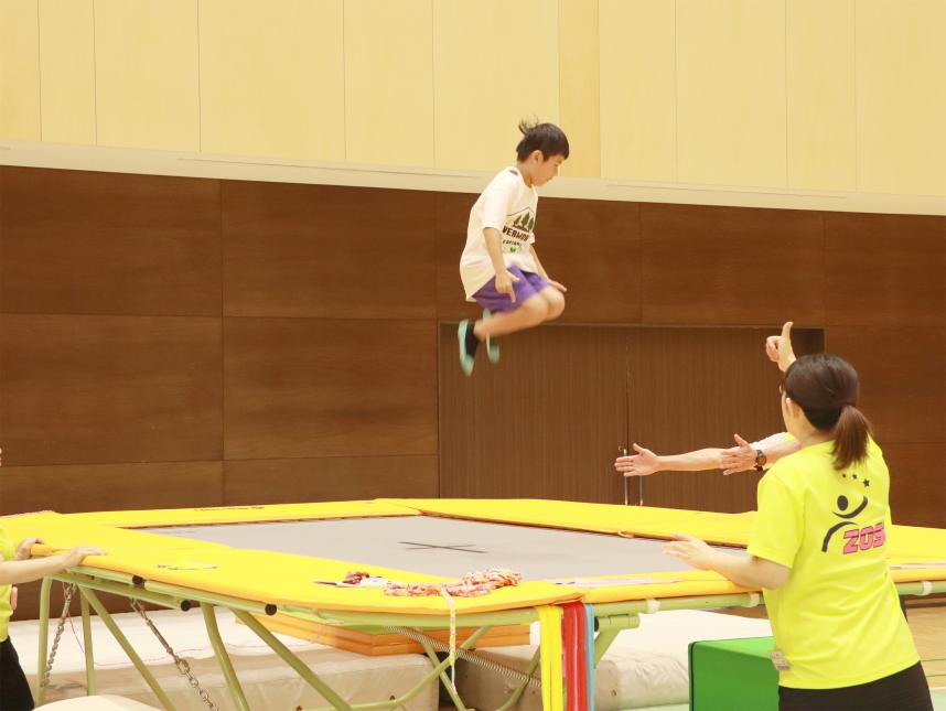 体験会トランポリン3