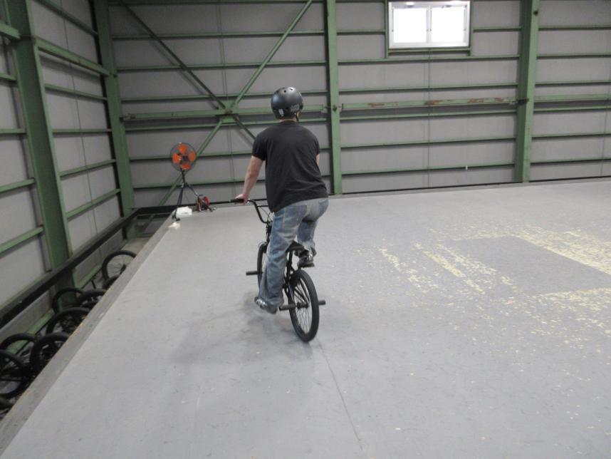 初めてBMXを体験