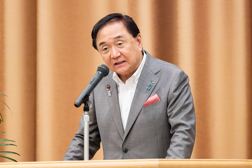 知事写真