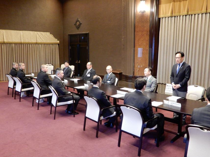 議長の活動写真3月4日1