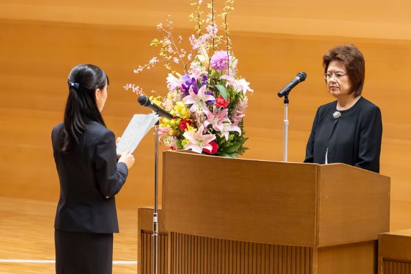 新入生挨拶