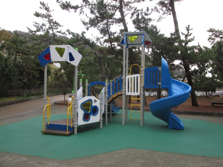 新規遊具3