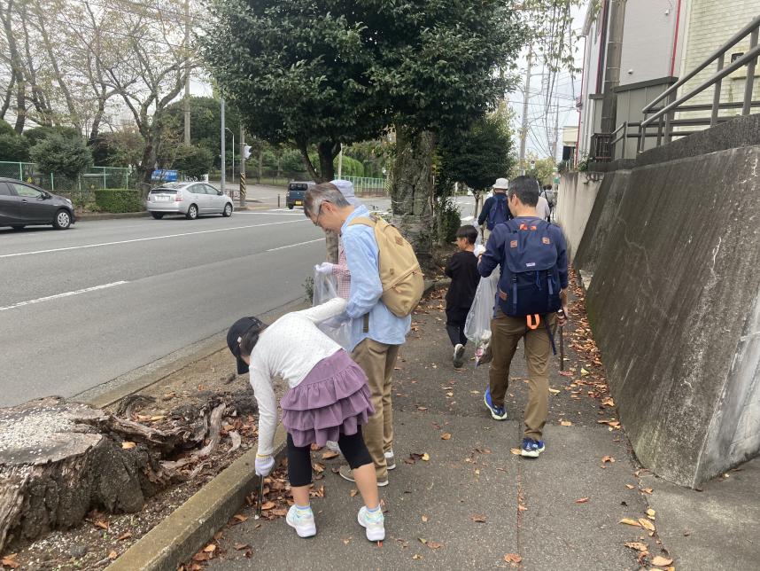 きれいな道づくり活動写真(渋沢)