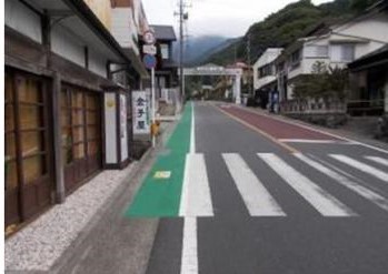 県道611号(大山板戸)グリーンベルト(後)