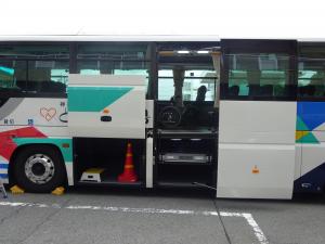 ともしび号　外から見たリフト