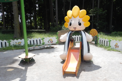 ざまりんの遊具の写真