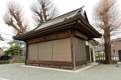 田名八幡宮境内にある社務所