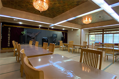 陣谷温泉の館内