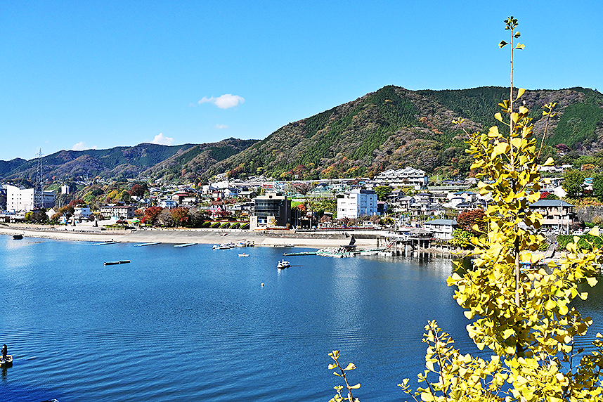 相模湖の風景