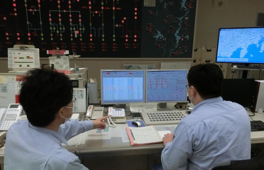 発電操作中の写真