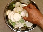 写真：軽く揉んで、しばらくおく