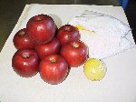 写真:リンゴ 2kg(8個)レモン 1個(135g)砂糖 2kg
