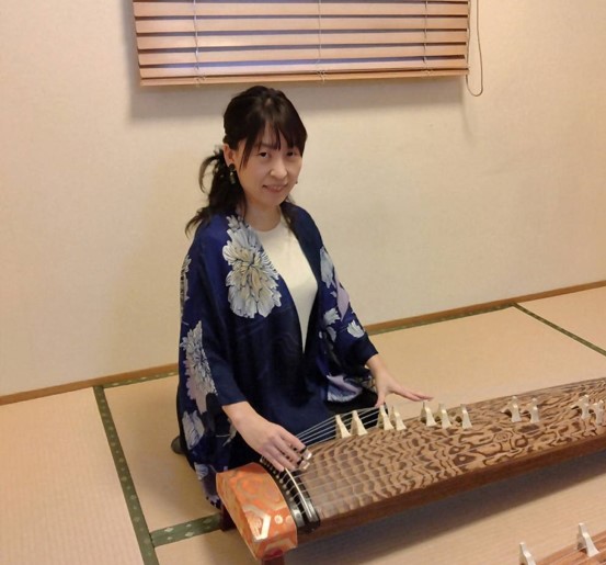 栗原明子