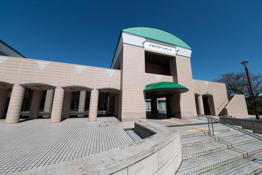 かながわアートホール