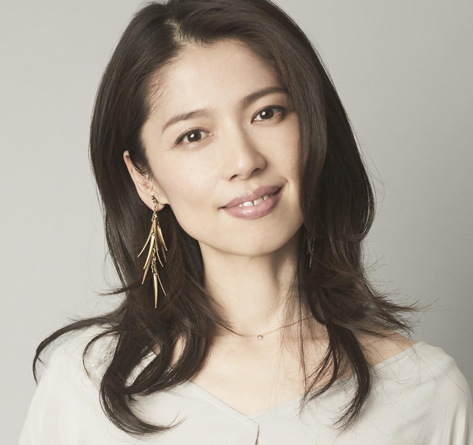 純名 里沙
