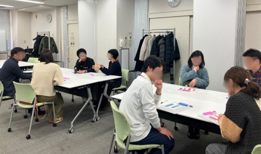 皆さん真剣にお話しされていました