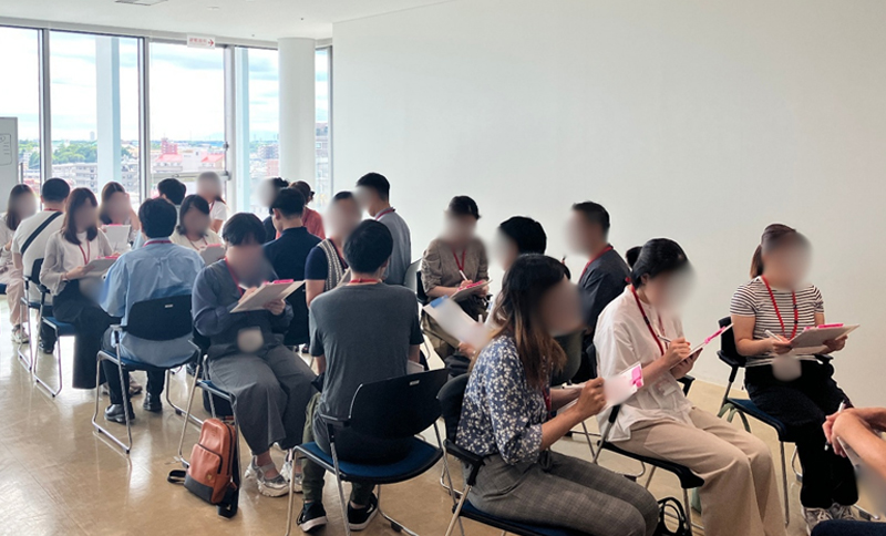 自己紹介タイムの様子