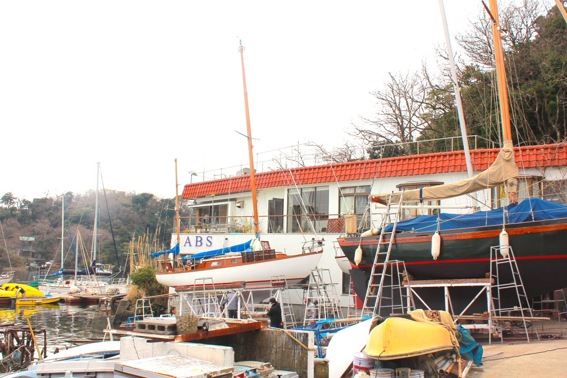 아부라쓰보 보트 서비스