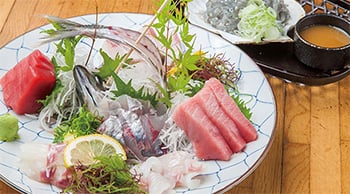 Local Fish Food Amimoto Ryori Manzoumaru