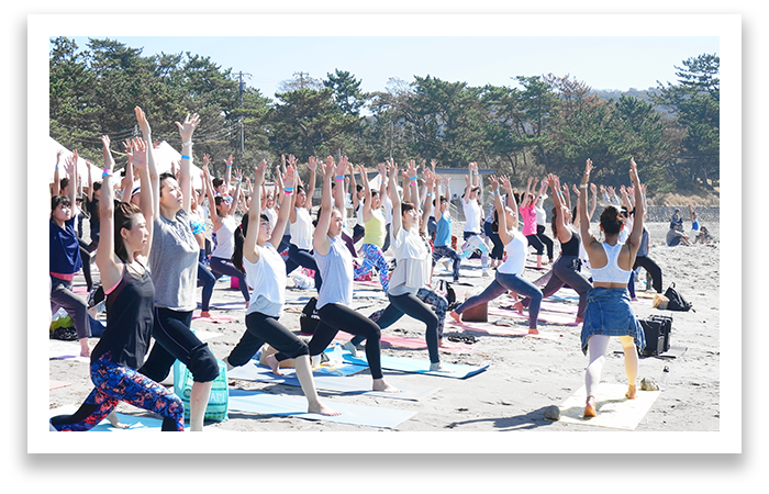 BEACH YOGA REPORT