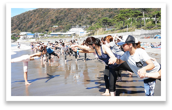 BEACH YOGA REPORT