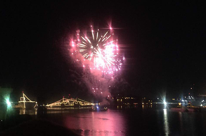 よこすかカウントダウン2019