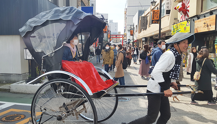 Lunch and souvenir shopping at Komachi-dori2