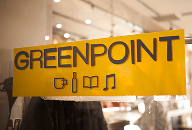 GREENPOINTの看板