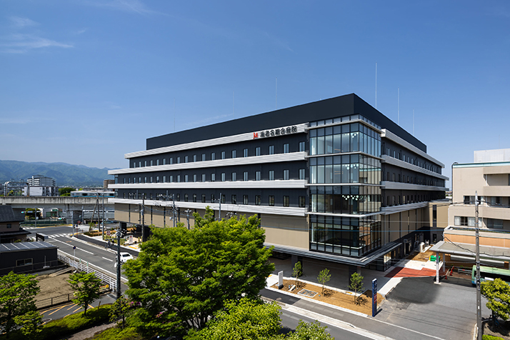 （サムネイル）海老名総合病院　建物全体