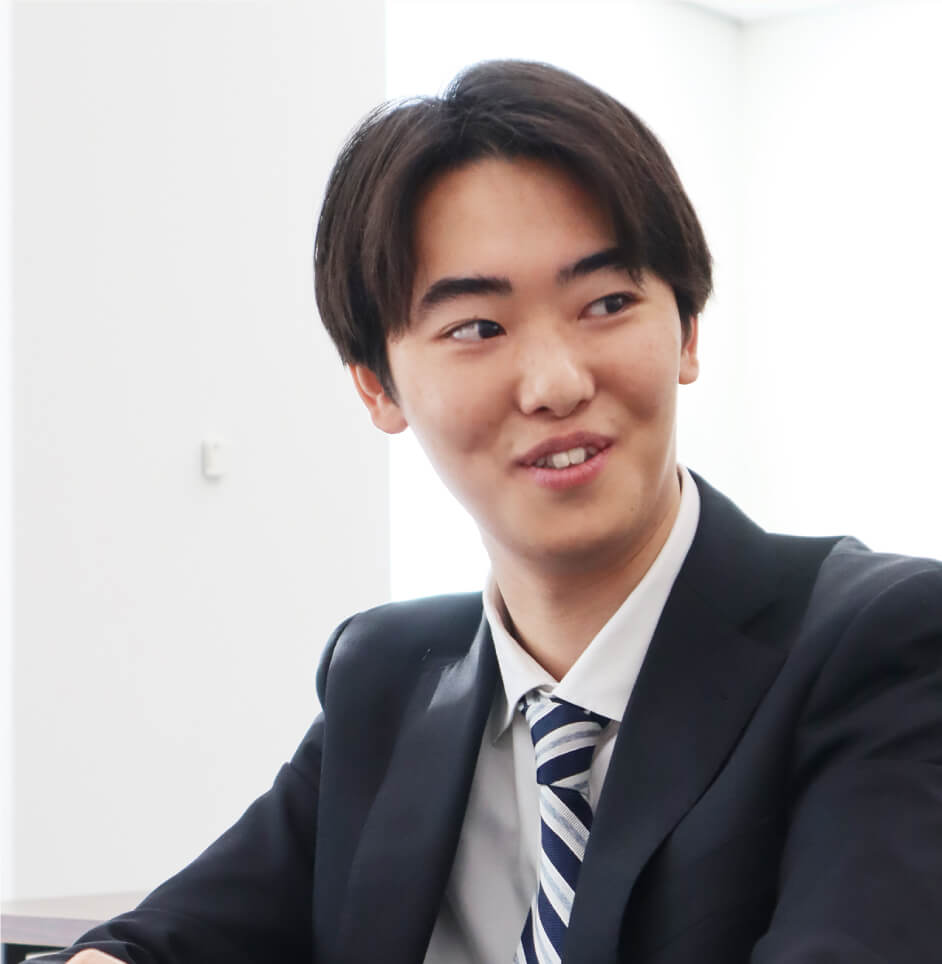 神奈川県職員を目指したきっかけと入庁してからのギャップを感じたことを教えてください。